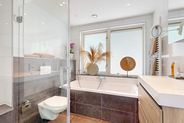 Medium property photo - Zwarteweg 44, 1431 VM Aalsmeer